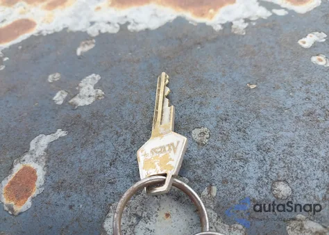 1989 Chrysler New Yorker C-Body z USA, uszkodzony, nr VIN 1C3BC4632KD573698